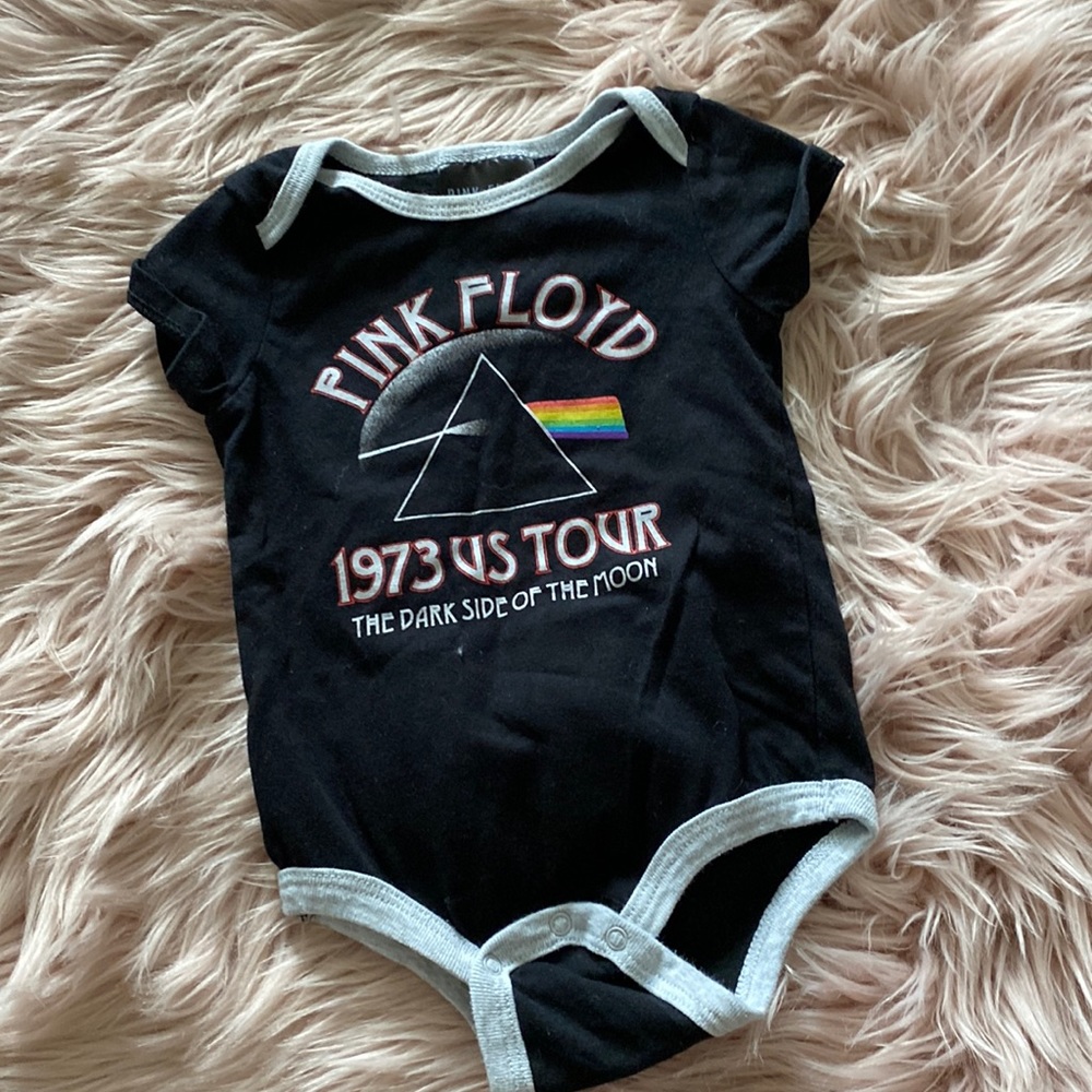 Pink Floyd Onsie ( 6-12m )